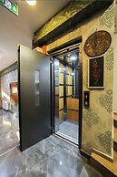 Astro Suites