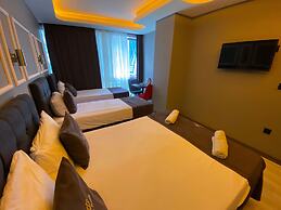 Cois Inn Royal Hotel