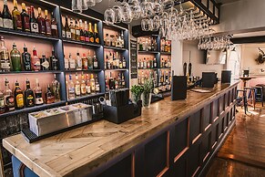 Rose and Crown