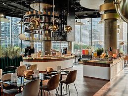 Crowne Plaza Warsaw - The HUB by IHG