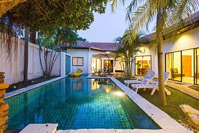 Majestice Pool Villa 4 Bedrooms