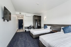 Thornton Executive Hotel