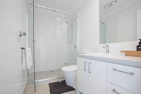 Captivating Large 4br@narre Warren