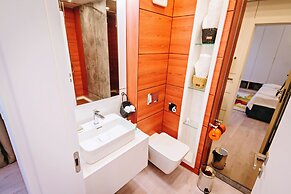 No 6 Apartments