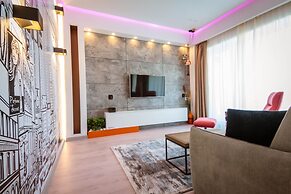 No 6 Apartments