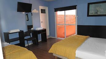 24 11 Petit Hotel