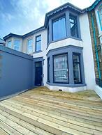 Mayfair Suite Sasco Apartments