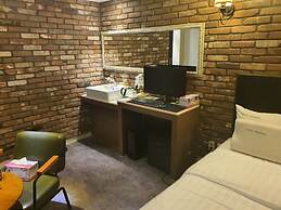 Daily Heaven Hotel