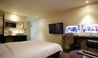 Daily Heaven Hotel