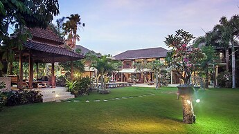Villa Avalon