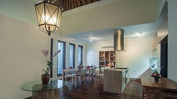 Villa Avalon