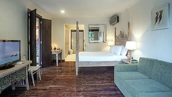 Villa Avalon