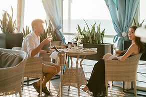 Luchezarniy Resort