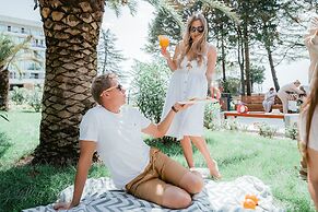 Luchezarniy Resort