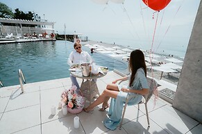 Luchezarniy Resort