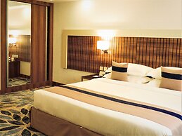 Season Star Hotel