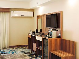 Season Star Hotel