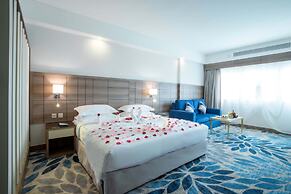 Season Star Hotel