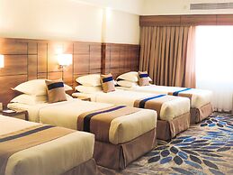 Season Star Hotel