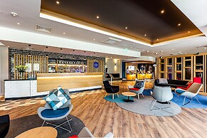 Holiday Inn Express Bicester by IHG