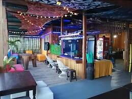 Hostal & Restaurante Bar Xtream