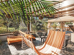 Toucan Platinum Suites Aparthotel