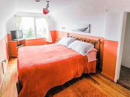 Samarce House