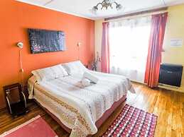 Samarce House