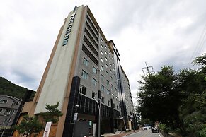 Ace Family Hotel