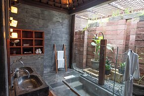Majapahit Beach Villas by Nakula