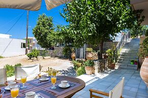 Philoxenia Villas