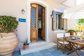 Philoxenia Villas