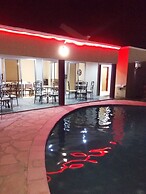 Purple Rose Boutique Hotel