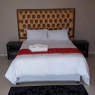Purple Rose Boutique Hotel