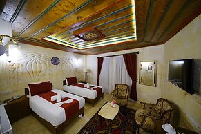 Balloon Cave Hotel