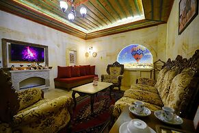 Balloon Cave Hotel