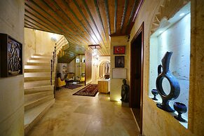 Balloon Cave Hotel