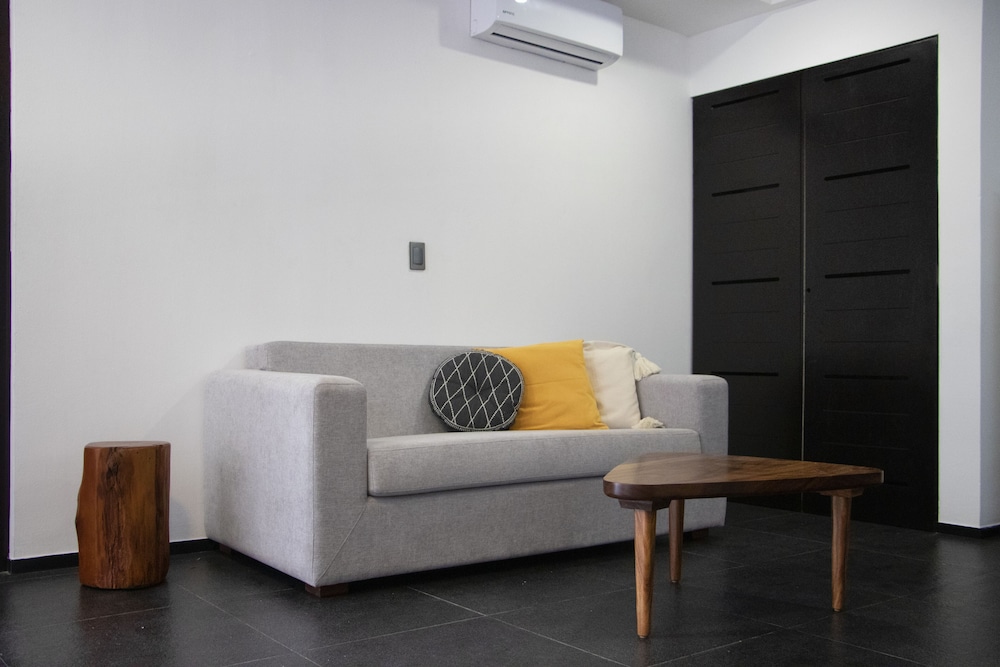 Sole Suites