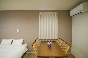 Tokyo Lai's House