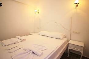 İkizler Otel Bozcaada