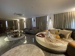 Le Luxe suites hotel & SPA
