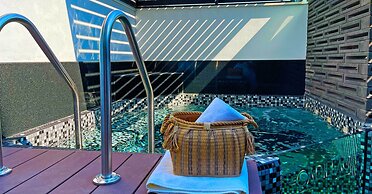Cadillac Hotel Boutique