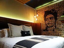 Cadillac Hotel Boutique