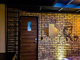 Cadillac Hotel Boutique