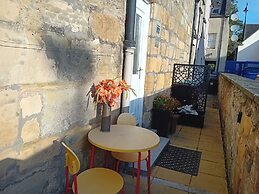 Bee's Townhouse Apartment