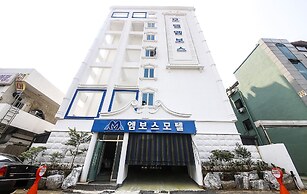M Boss Motel
