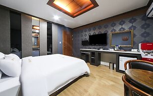 M Boss Motel