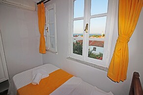 Eflatun Guest House