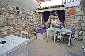 Eflatun Guest House