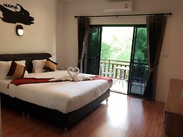 Hugpua Hotel